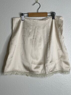 Princess Polly Satin Mini Skirt Cream Ivory Lace Trim Size US 4 AU 8